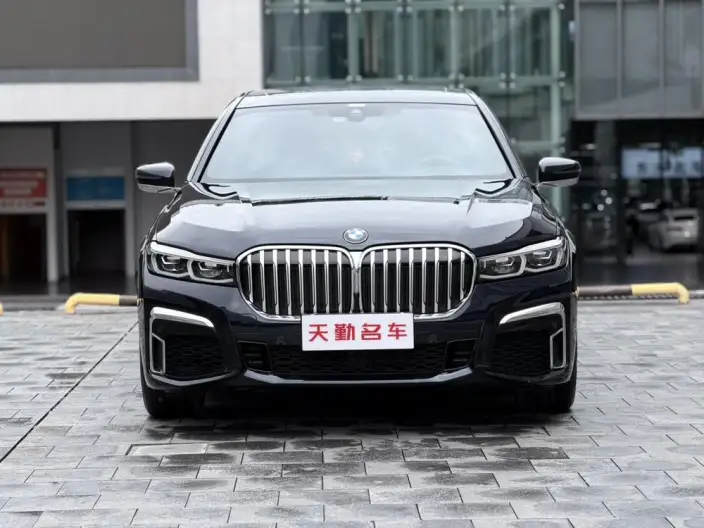 BMW 7 Series 2021 Model 740Li Leading Model M Sports Set – фото 2