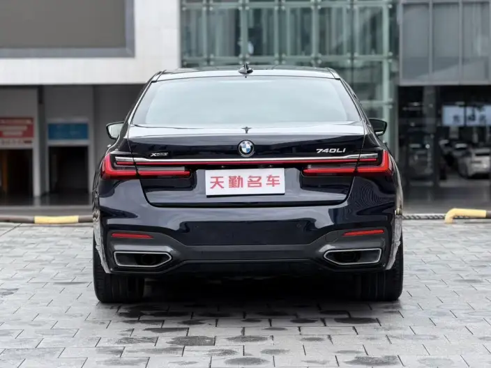 BMW 7 Series 2021 Model 740Li Leading Model M Sports Set – фото 6