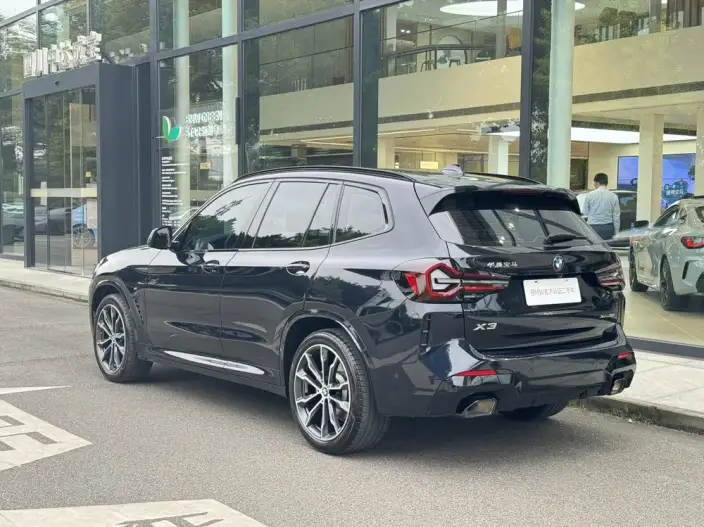 BMW X3 2023 Model xDrive30i Leading Model M Night Set – фото 4