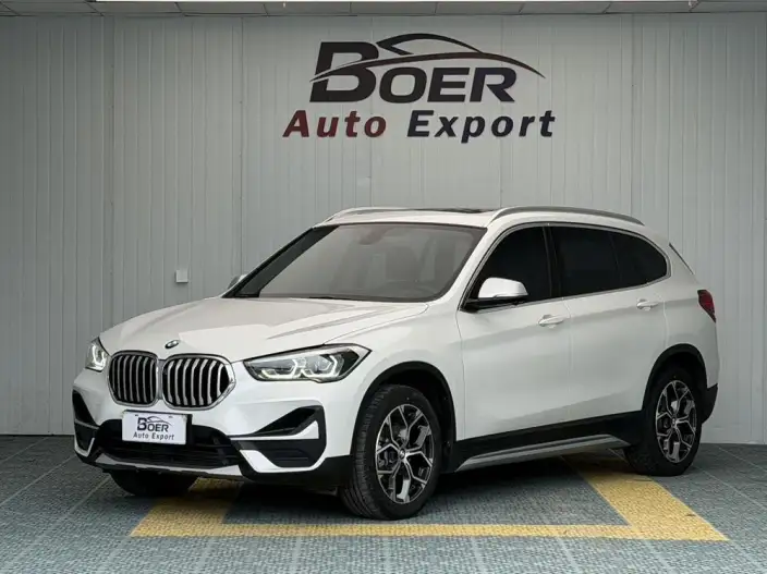 BMW X1 2022 Model sDrive20Li Fashion Model – фото 1