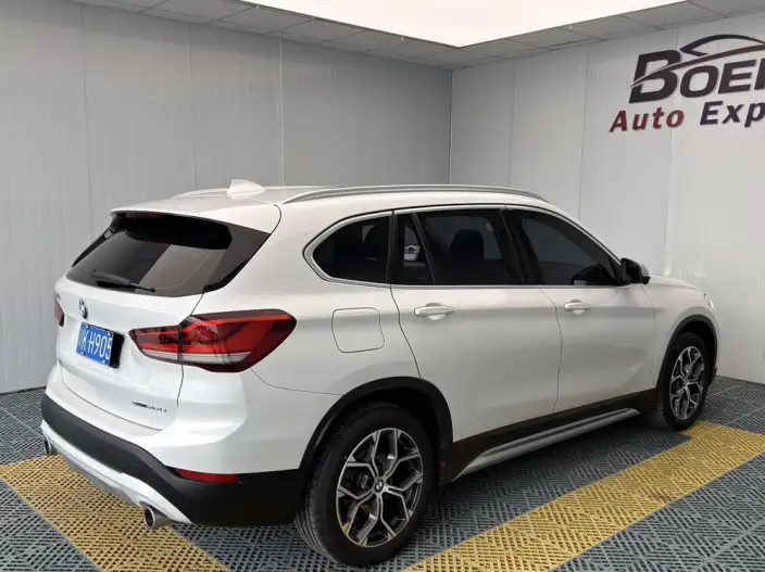 BMW X1 2022 Model sDrive20Li Fashion Model – фото 6
