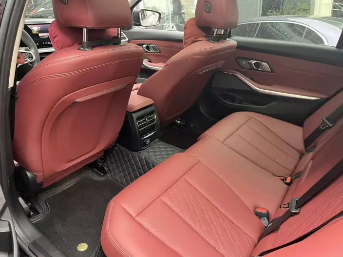 BMW 3 Series 2025 Model 330Li M Sports Night Set – фото 7