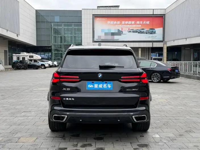BMW X5 2023 Model xDrive30Li Exclusive Model M Sports Night Set – фото 5