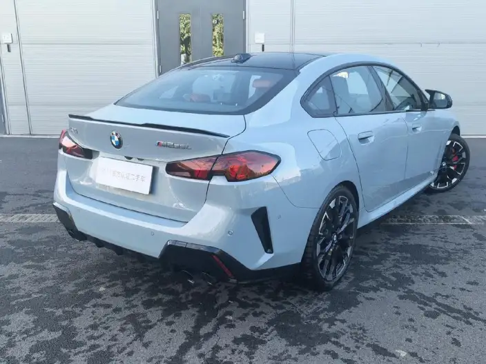 BMW 2 Series 2025 Model M235L – фото 5
