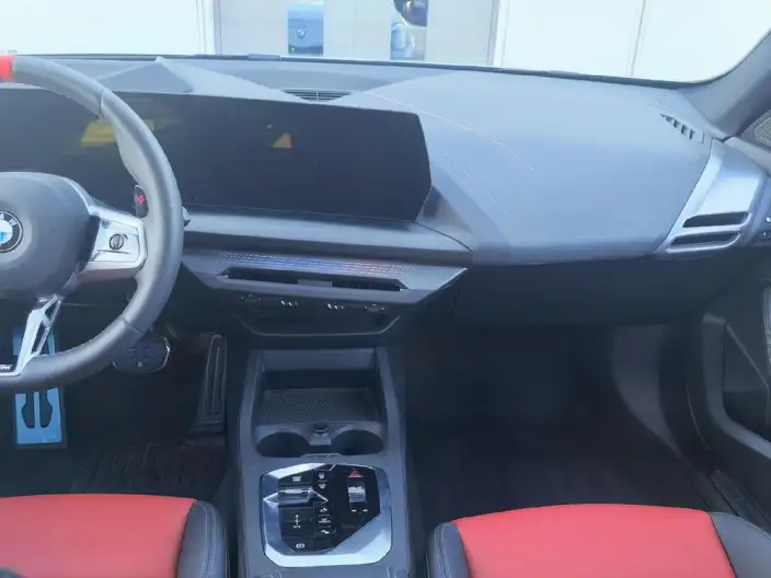 BMW 2 Series 2025 Model M235L – фото 6