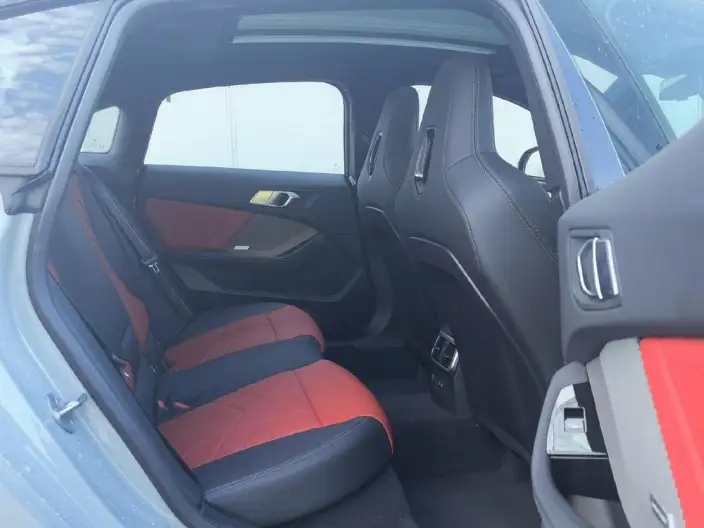 BMW 2 Series 2025 Model M235L – фото 9