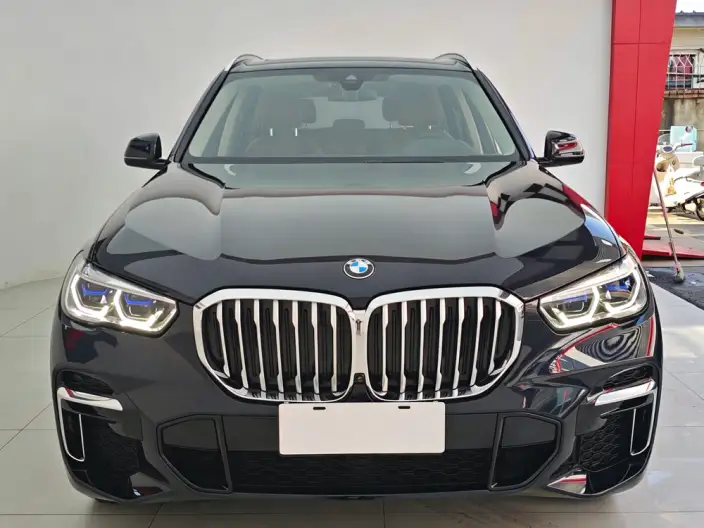 BMW X5 2022 Model xDrive 30Li Exclusive Model M Sports Set – фото 2