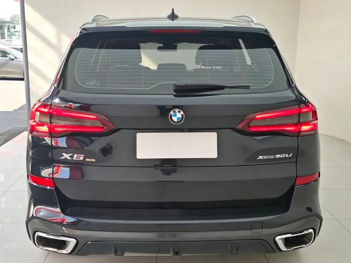 BMW X5 2022 Model xDrive 30Li Exclusive Model M Sports Set – фото 6