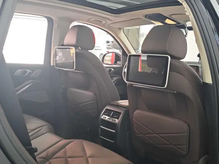 BMW X5 2022 Model xDrive 30Li Exclusive Model M Sports Set – фото 8