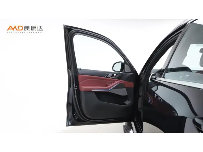 BMW X5 2022 Model Facelift xDrive 40Li M Sports Set – фото 9