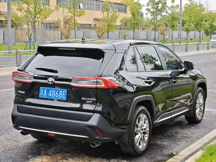 Toyota Wildlander 2021 Model 2.0L 4WD Deluxe Edition – фото 6