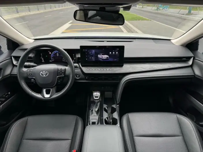 Toyota Camry 2024 Model 2.0E Elite Edition – фото 8