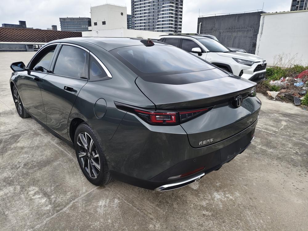Changan Yida 2023 1.5T GDI Automatic Navigator – фото 4