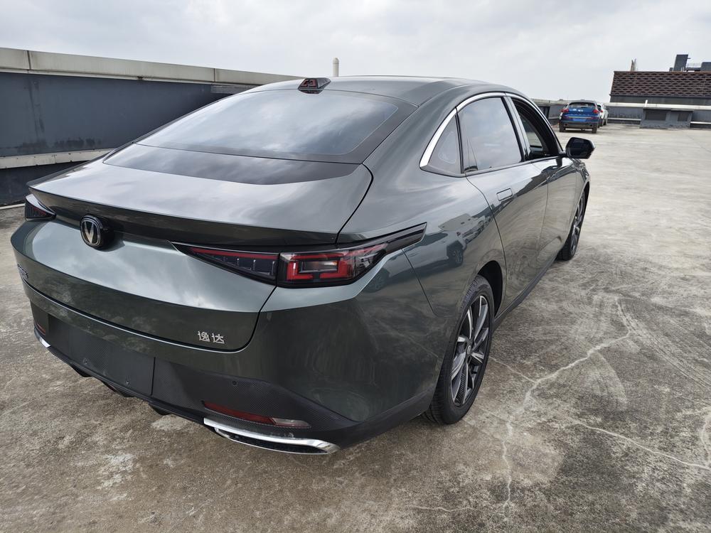 Changan Yida 2023 1.5T GDI Automatic Navigator – фото 6