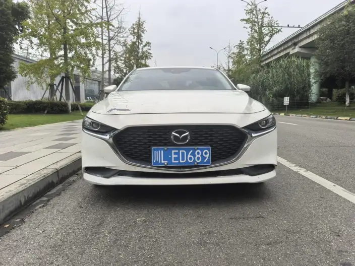 Mazda3 Axela 2023 Model 2.0L Automatic Zhi Engine Edition