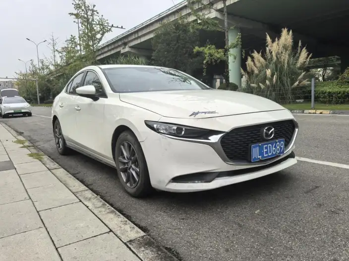 Mazda3 Axela 2023 Model 2.0L Automatic Zhi Engine Edition