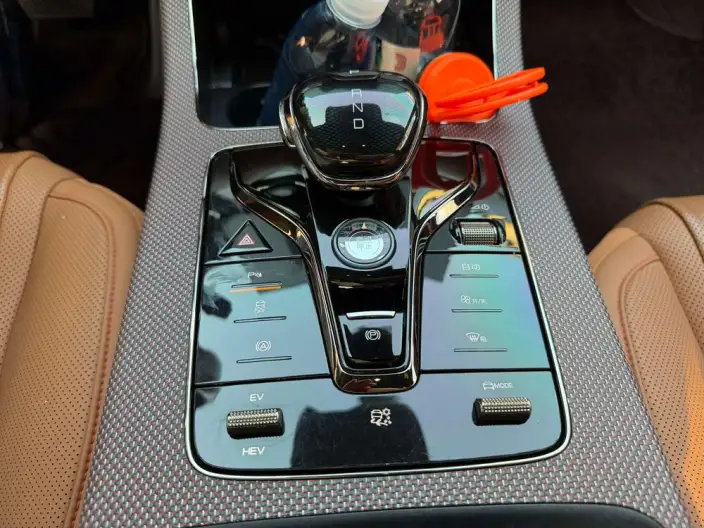 BYD Han DM 2022 Model DM-i 121KM Exclusive Model – фото 10
