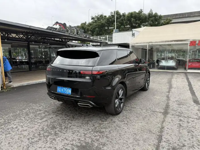 Range Rover Sport 2024 Model 400PS DYNAMIC HSE – фото 6