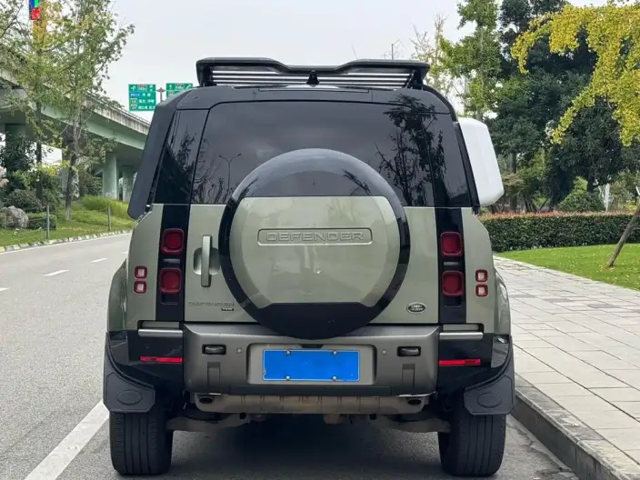Land Rover Defender 2023 Model Facelift 110 P400 X-Dynamic HSE
