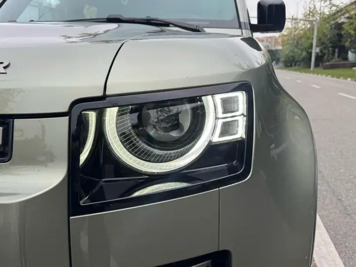 Land Rover Defender 2023 Model Facelift 110 P400 X-Dynamic HSE – фото 6