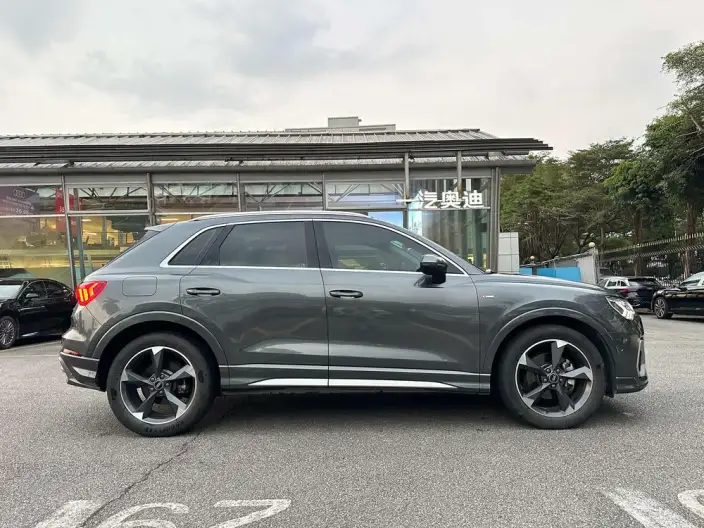 AUDI Q3 2022 Model 35 TFSI Fashion Dynamic Model – фото 5