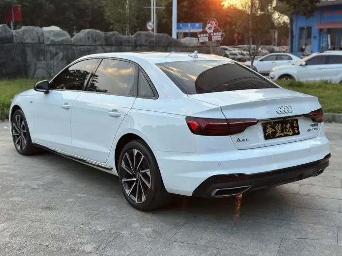 Audi A4 L 2023 Model 40 TFSI Luxury Dynamic Model Starry Night Edition