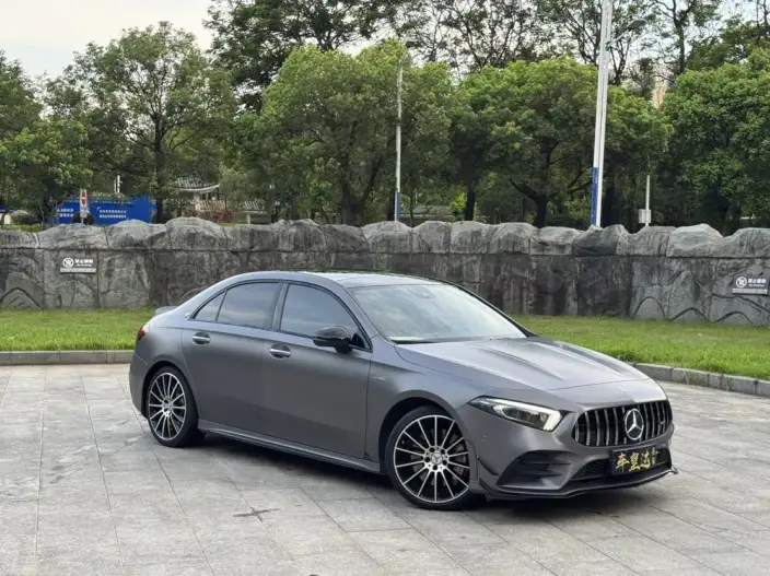 Mercedes-Benz A-Class AMG 2022 Model AMG A 35 L 4MATIC – фото 3