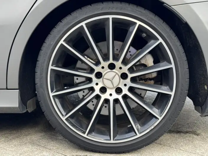 Mercedes-Benz A-Class AMG 2022 Model AMG A 35 L 4MATIC – фото 7