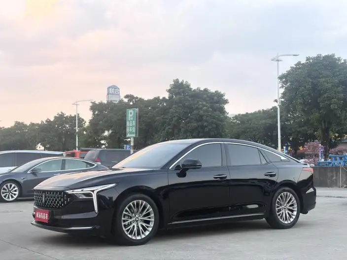 BESTUNE B70 2023 Model Third generation 1.5T Automatic Changxiang Edition Model – фото 1
