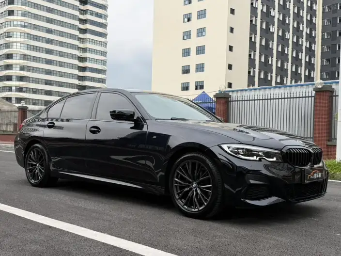 BMW 3 Series 2022 Model 325Li M Sports Night Set – фото 3