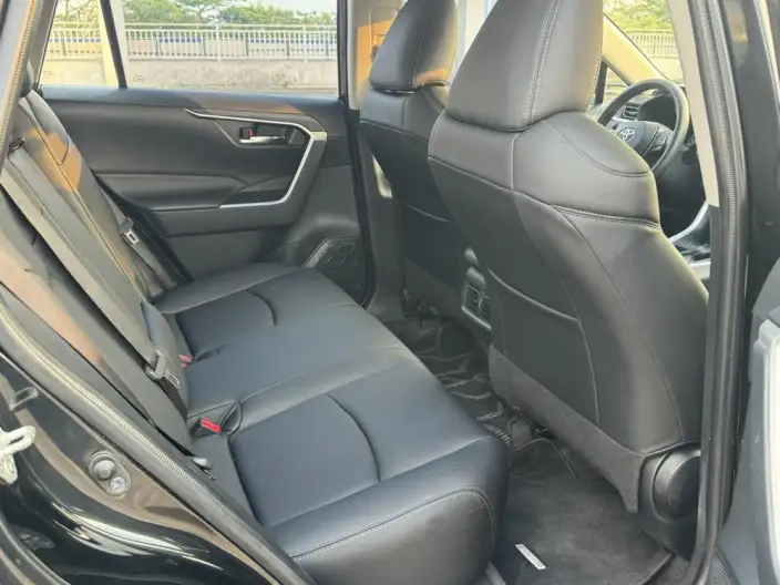 Toyota RAV4 2022 Model 2.0L CVT 2WD Fashion edition – фото 9