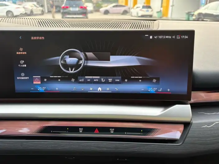 BMW 5 Series 2024 Model 530Li Exclusive Model M Sports Set – фото 7