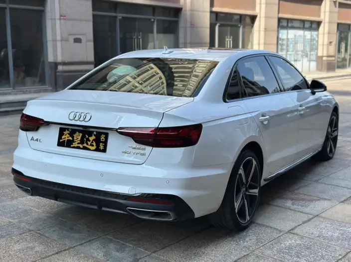 Audi A4 L 2024 Model 40 TFSI Fashion Dynamic Model – фото 6