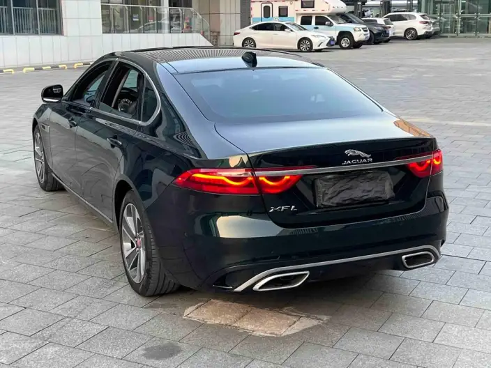 Jaguar XFL 2023 Model 2.0T P200 2WD Elite Deluxe Edition