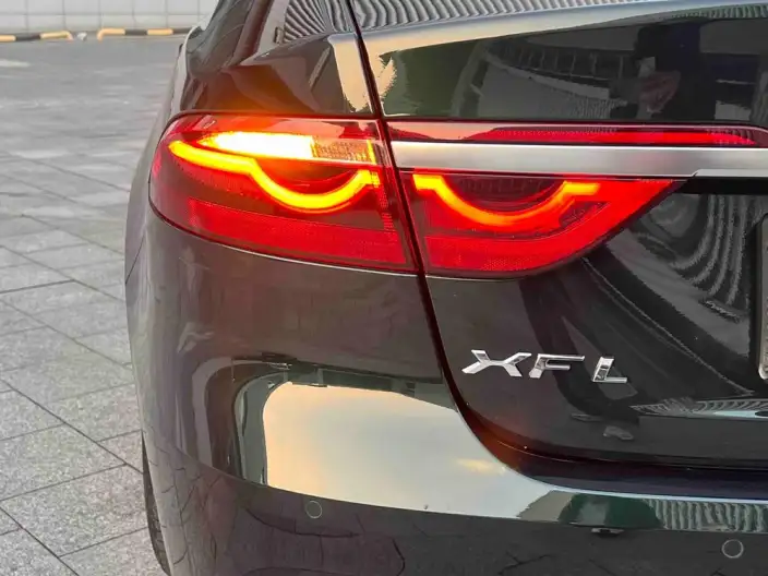 Jaguar XFL 2023 Model 2.0T P200 2WD Elite Deluxe Edition – фото 8