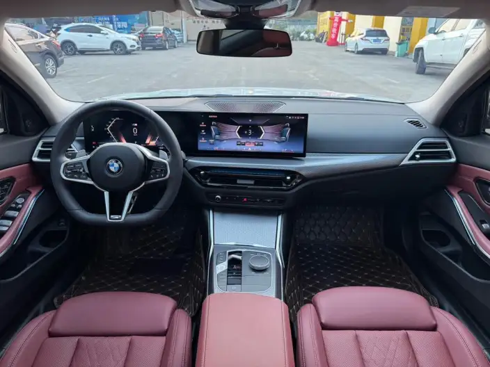 BMW 3 Series 2025 Model 330Li M Sports Night Set – фото 7