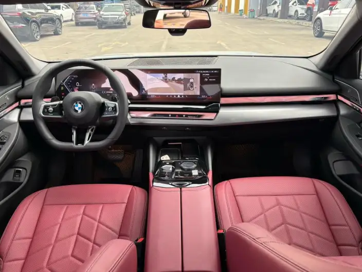 BMW 5 Series 2025 Model 530Li Leading Model M Sports Set – фото 5