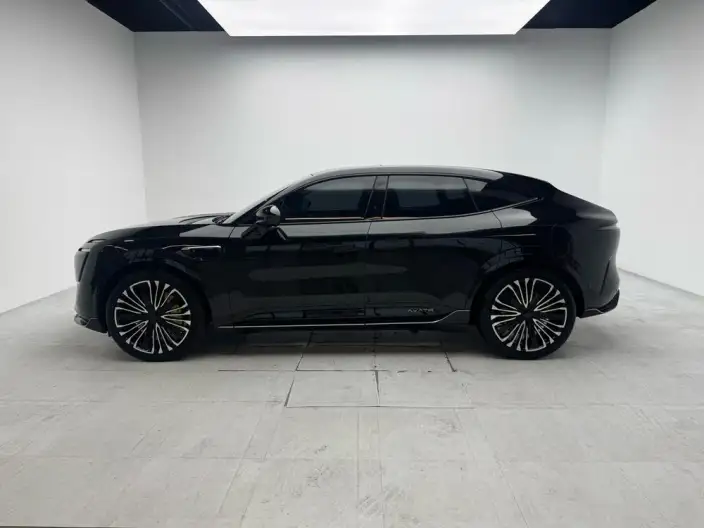 Avita 11 2023 Model 90 degree Rear Drive Edition