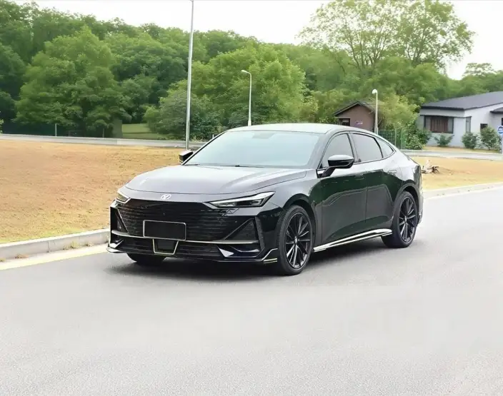 Changan UNI-V 2022 Model 1.5T Sports Edition