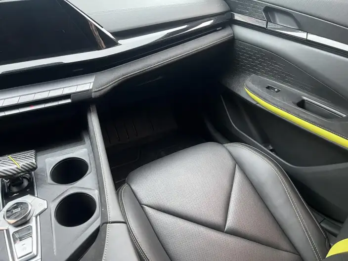 Changan UNI-V 2022 Model 1.5T Sports Edition
