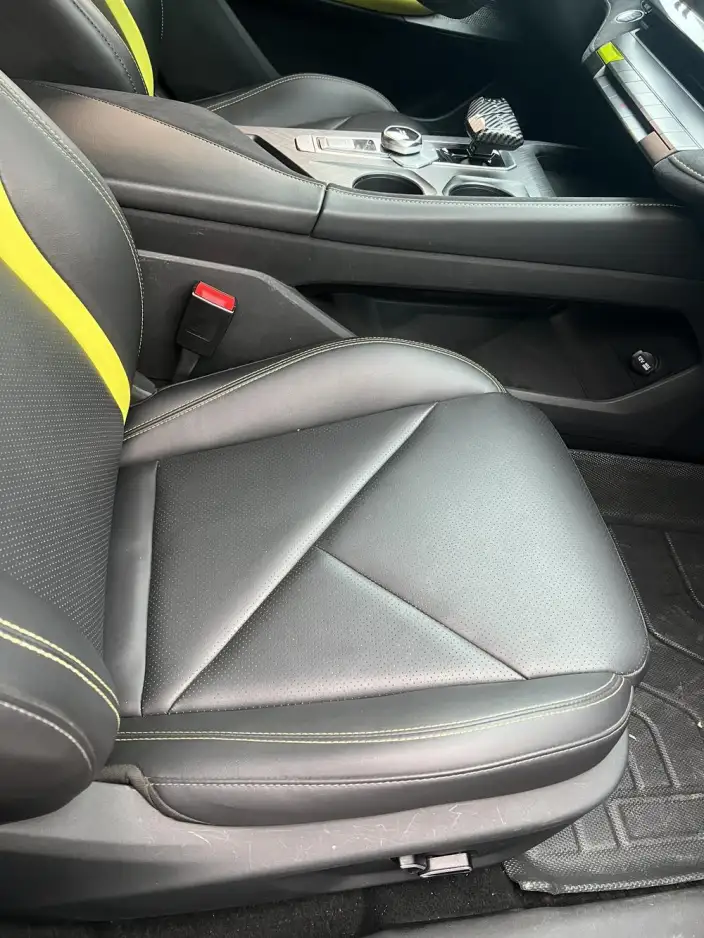 Changan UNI-V 2022 Model 1.5T Sports Edition – фото 6