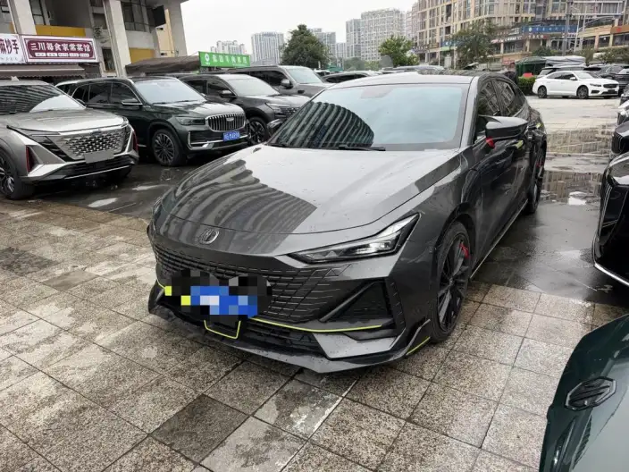 Changan UNI-V 2023 Model 1.5T Sports Edition
