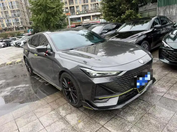 Changan UNI-V 2023 Model 1.5T Sports Edition