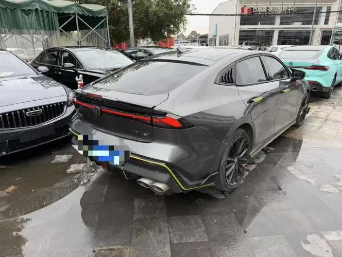 Changan UNI-V 2023 Model 1.5T Sports Edition – фото 6