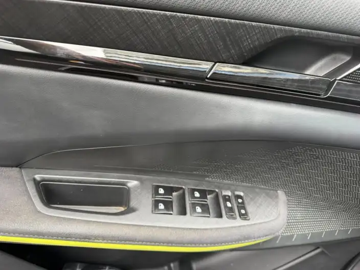 Changan UNI-V 2023 Model 1.5T Sports Edition – фото 7