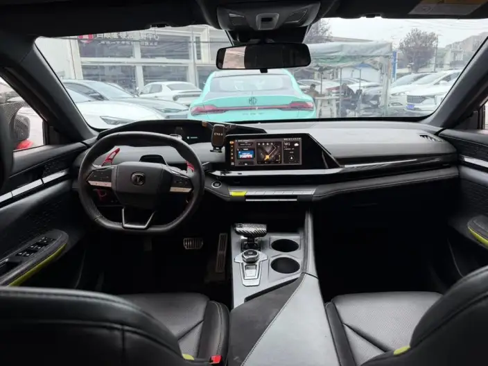 Changan UNI-V 2023 Model 1.5T Sports Edition – фото 10