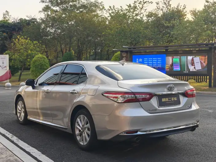 Toyota Camry 2023 Model 2.0G Deluxe Edition – фото 4