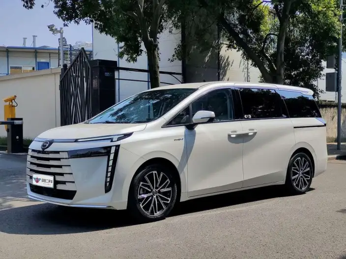 GAC Trumpchi E8 PHEV 2024 Model 2.0ATK 150km MAX+