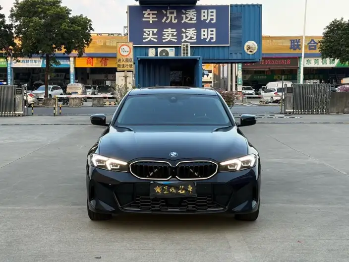 BMW 3 Series 2025 Model 330Li M Sports Night Set – фото 2