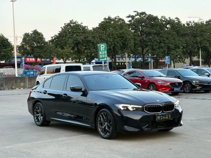 BMW 3 Series 2025 Model 330Li M Sports Night Set – фото 3